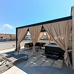An & Lu With Rooftop Jacuzzi * Zadar