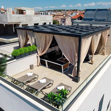 An & Lu With Rooftop Jacuzzi Lejlighed Zadar