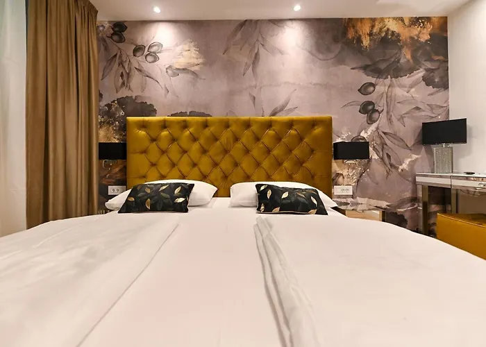 An & Lu With Rooftop Jacuzzi Apartamento