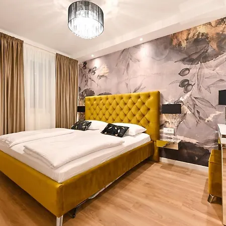 An & Lu With Rooftop Jacuzzi