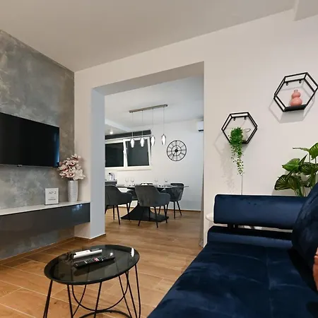 An & Lu With Rooftop Jacuzzi Διαμέρισμα *