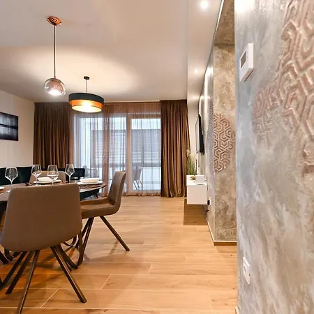 An & Lu With Rooftop Jacuzzi Διαμέρισμα *