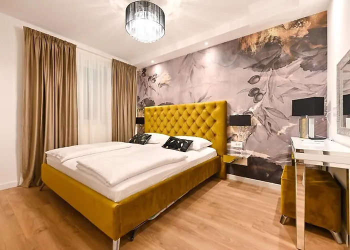 An & Lu With Rooftop Jacuzzi