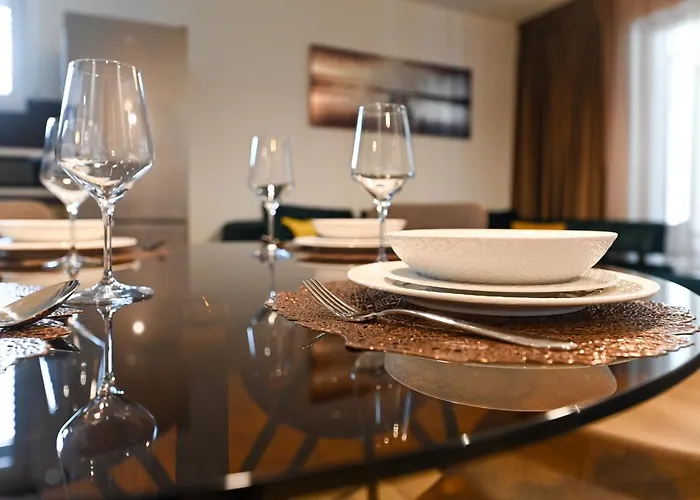 An & Lu With Rooftop Jacuzzi Apartman *