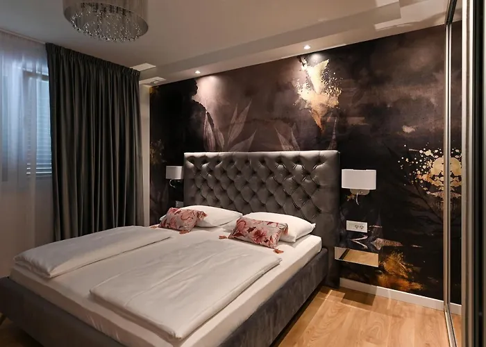 An & Lu With Rooftop Jacuzzi Zára