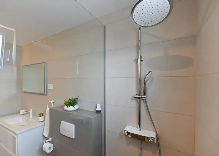 An & Lu With Rooftop Jacuzzi Zára