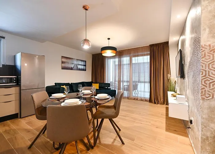 An & Lu With Rooftop Jacuzzi * Zára