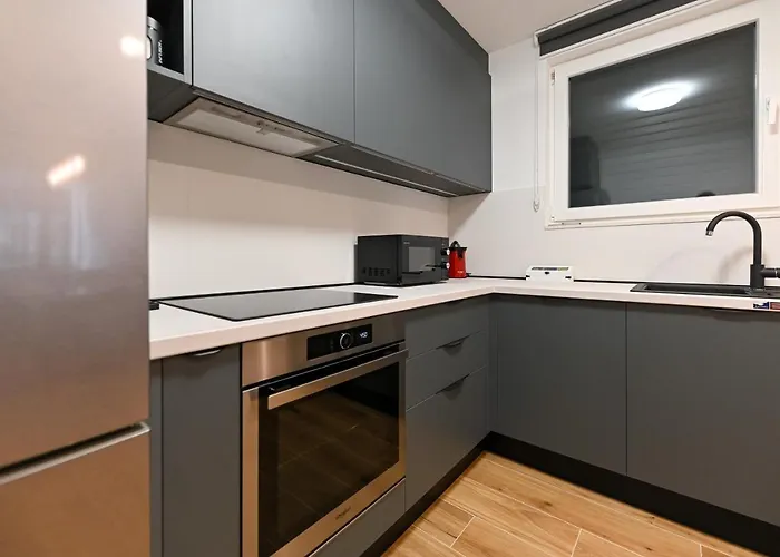 An & Lu With Rooftop Jacuzzi Apartmán